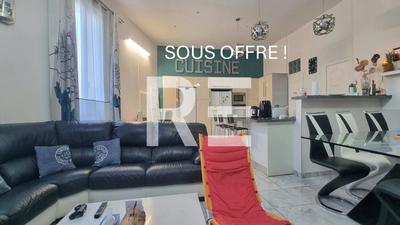 Immeuble - 445 m² - 11 pièces