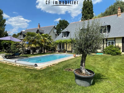 Maison - 210 m² - 7 pièces