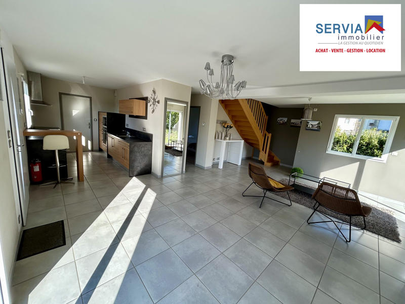 Maison - 104 m² - 5 pièces