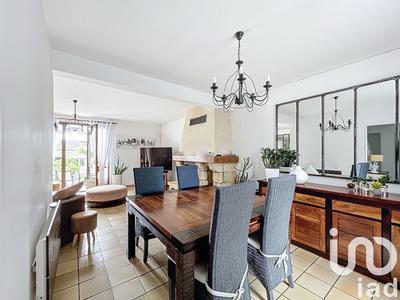 Maison - 200 m² - 7 pièces