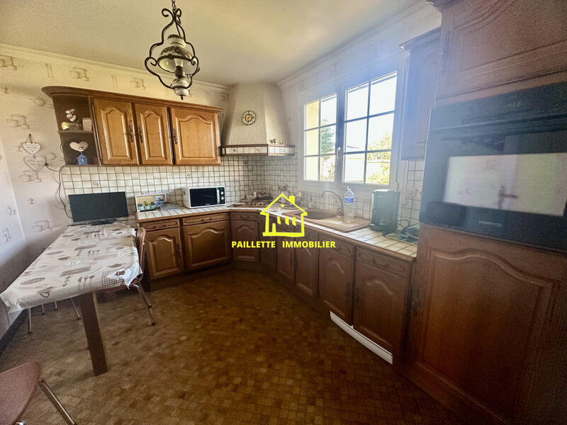 Maison - 140 m² - 5 pièces