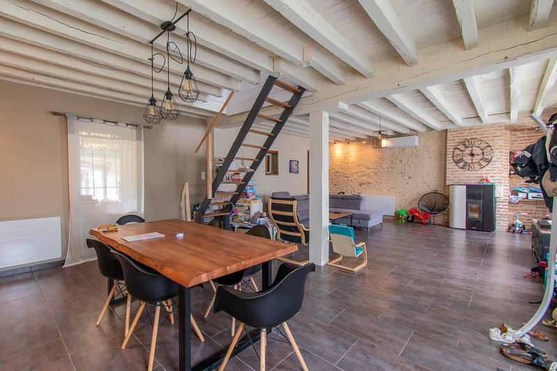 Maison - 160 m² - 7 pièces