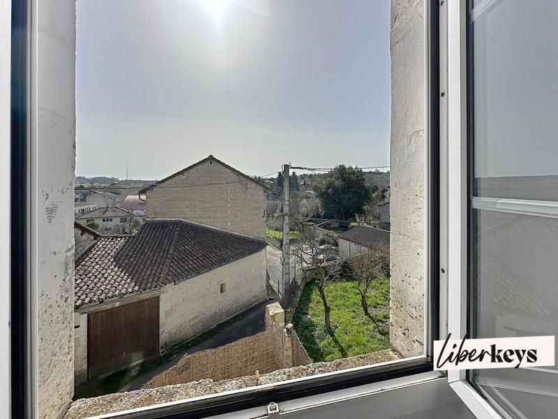 Maison de village - 150 m² - 6 pièces