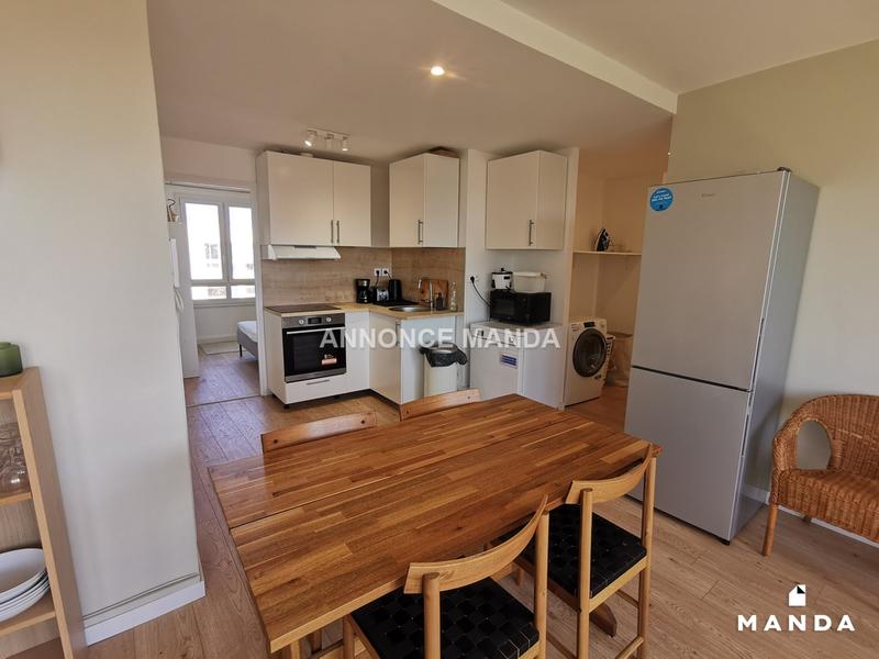 Chambre - 10 m² - 5 pièces