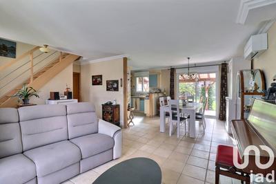 Maison - 150 m² - 8 pièces