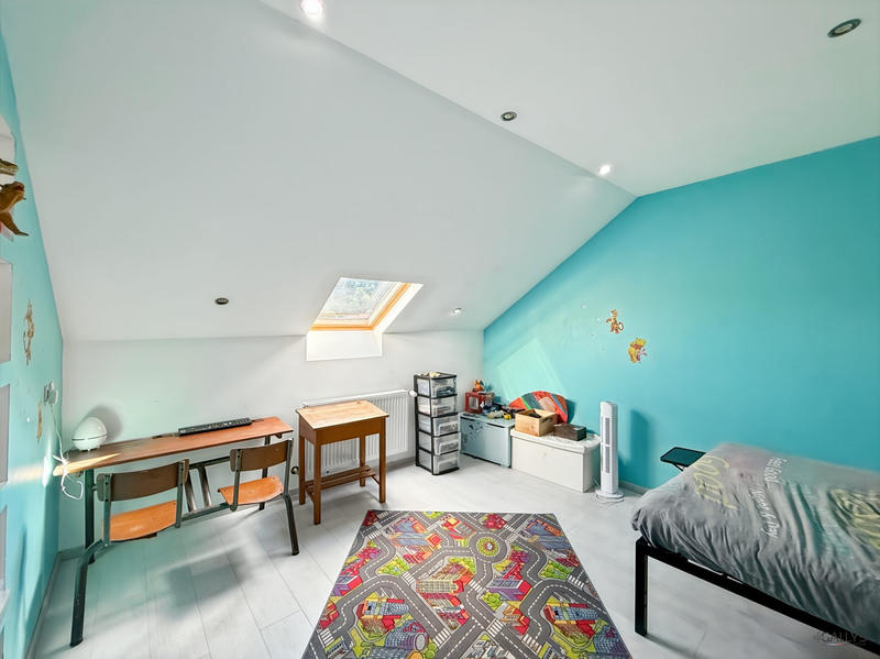 Maison - 144 m² - 7 pièces