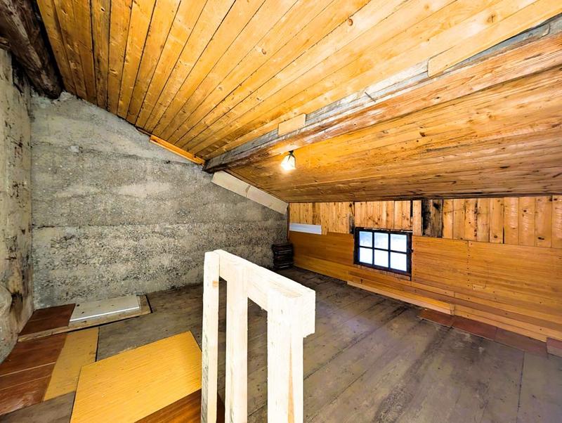 Appartement - 90 m² - 3 pièces