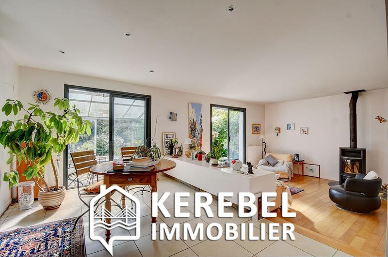 Maison - 180 m² - 7 pièces