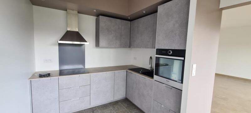 Maison - 160 m² - 1 pièce