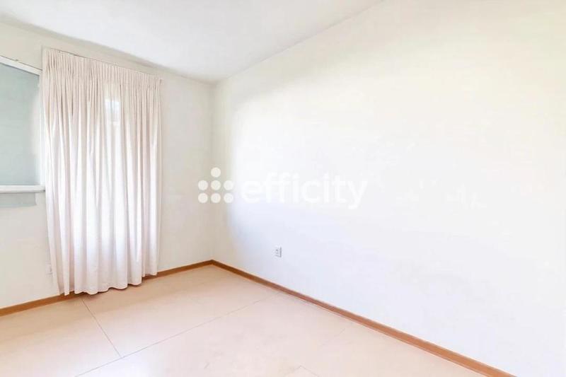 Appartement - 76 m² - 4 pièces