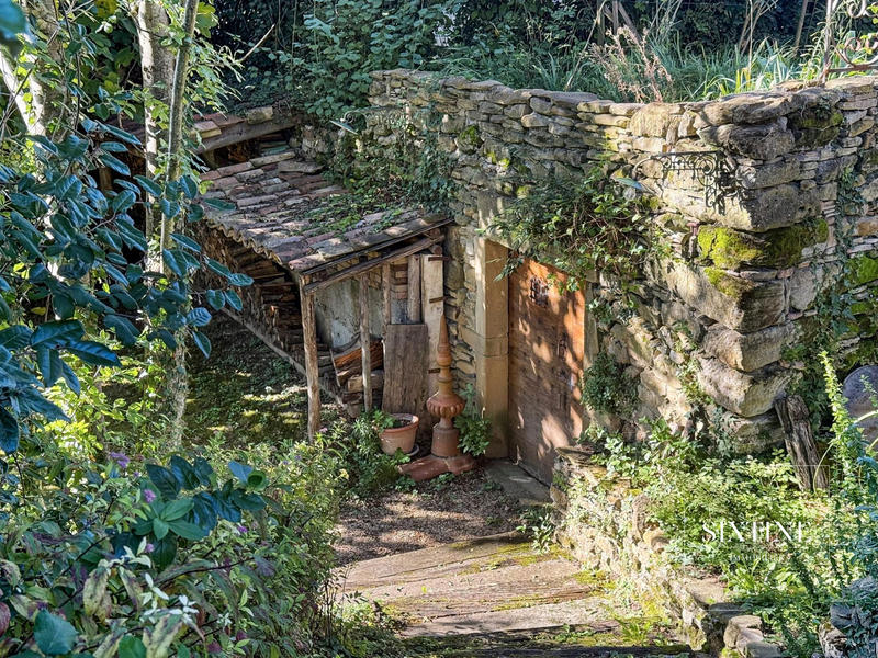 Maison ancienne - 219 m² - 7 pièces