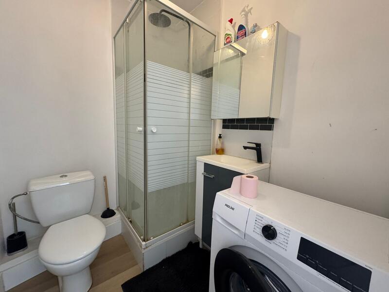 Appartement - 75 m² - 5 pièces