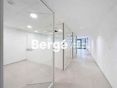 Local commercial - 255 m²