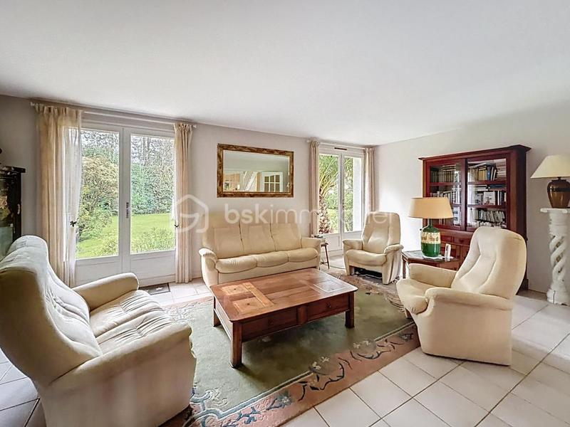 Maison - 167 m² - 7 pièces