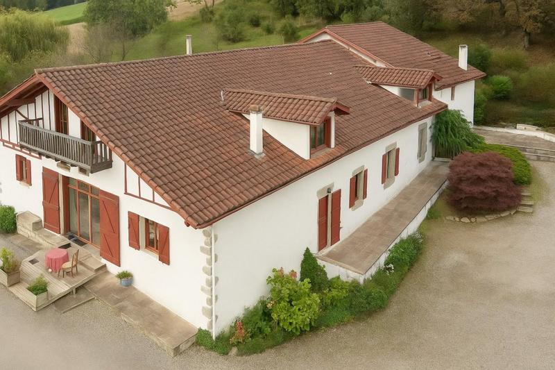 Ferme - 492 m² - 9 pièces
