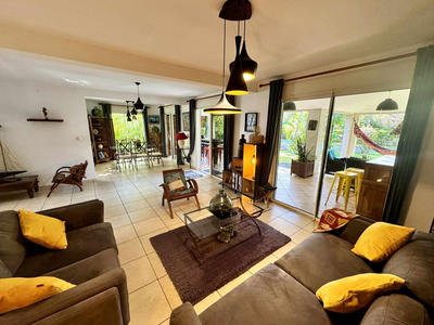 Villa - 160 m² - 5 pièces