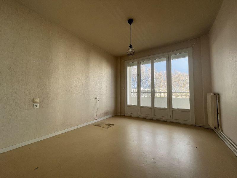 Appartement - 97 m² - 5 pièces