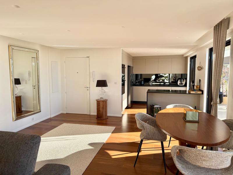 Appartement - 80 m² - 3 pièces