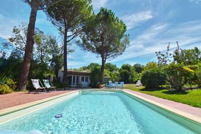 Propriété - 700 m² - 16 pièces