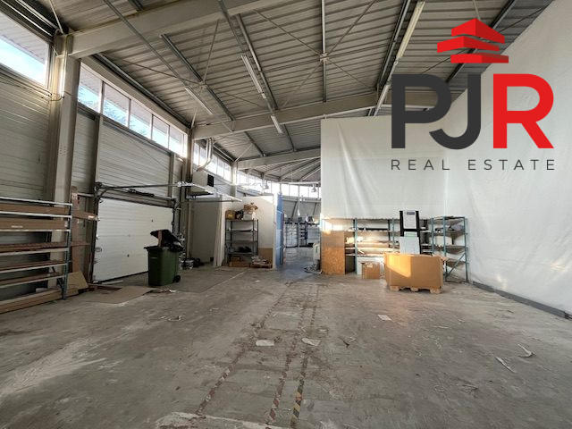 Local commercial - 464 m²