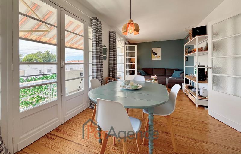 Appartement - 77 m² - 4 pièces