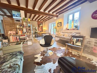 Maison ancienne - 152 m² - 6 pièces