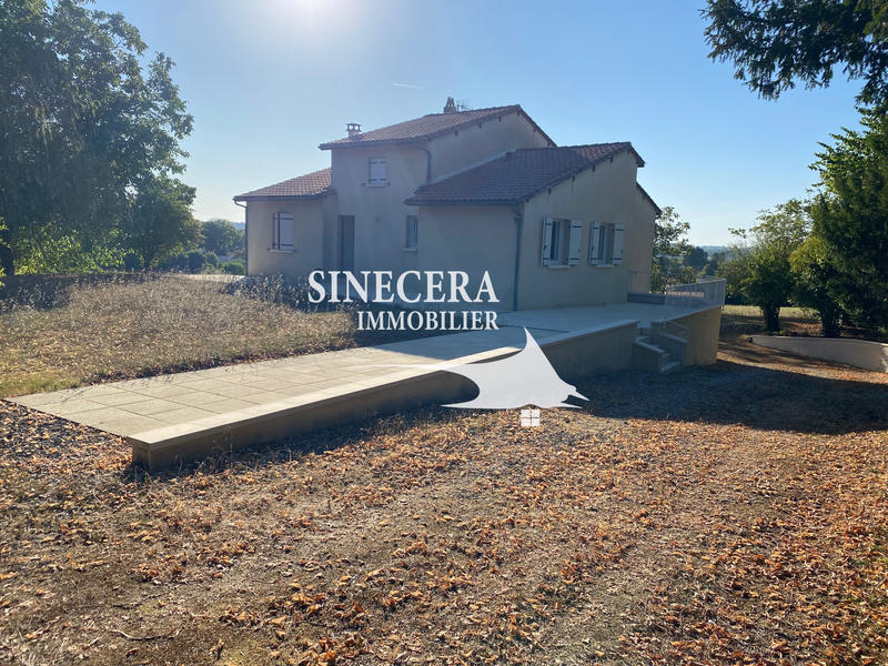 Propriété - 98 m² - 5 pièces