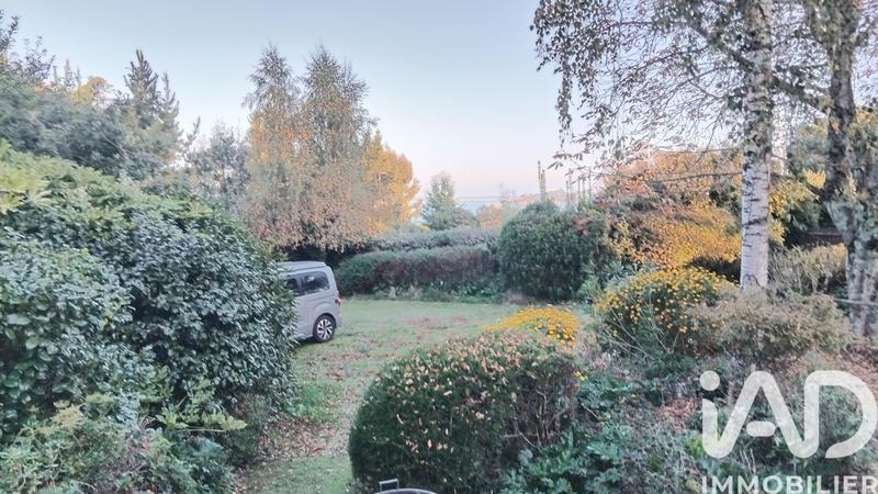 Maison - 220 m² - 9 pièces