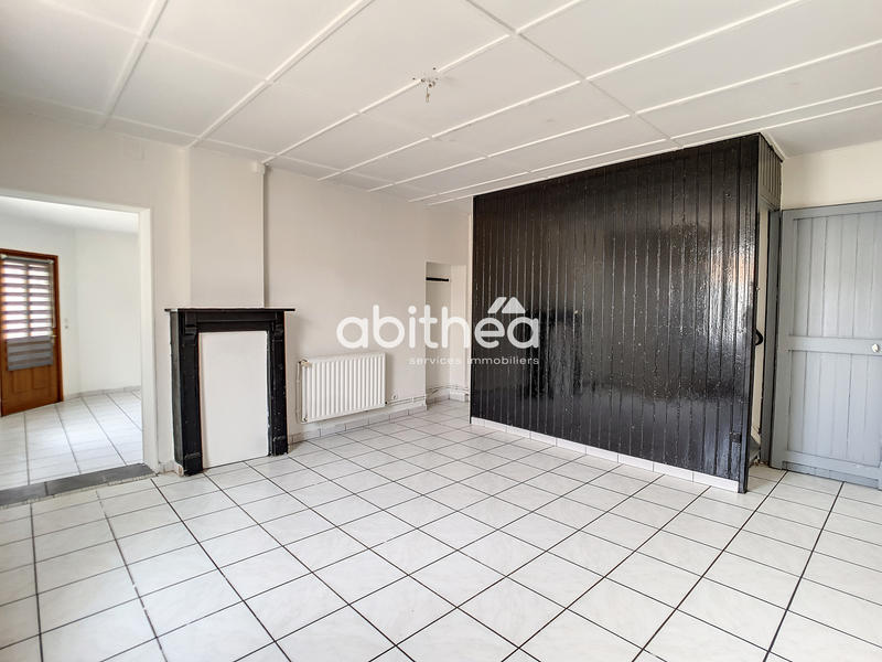 Maison - 90 m² - 5 pièces