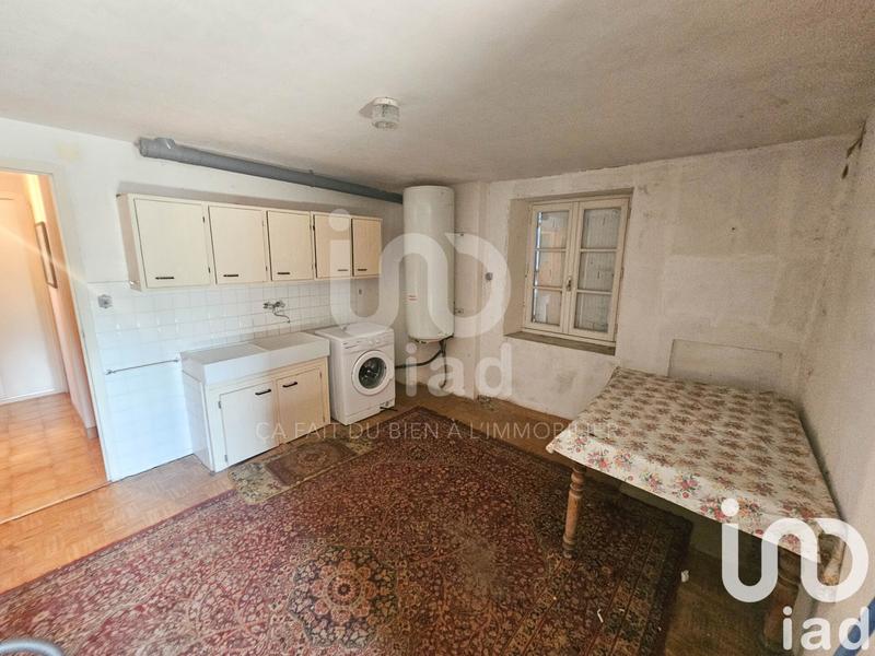 Maison - 196 m² - 9 pièces