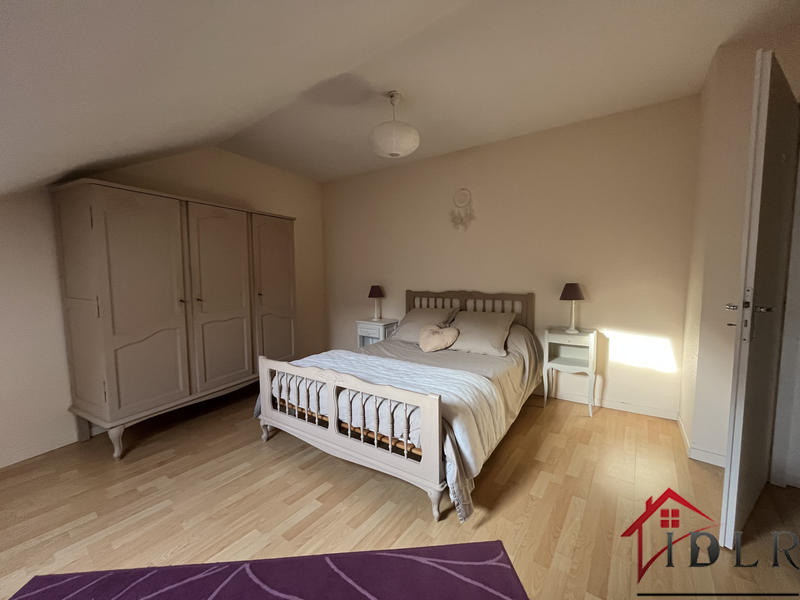 Propriété - 355 m² - 17 pièces