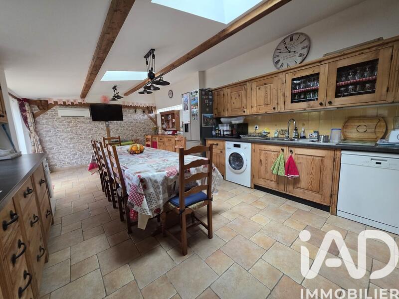 Maison - 117 m² - 6 pièces