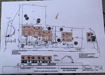 Terrain constructible - 1 048 m²