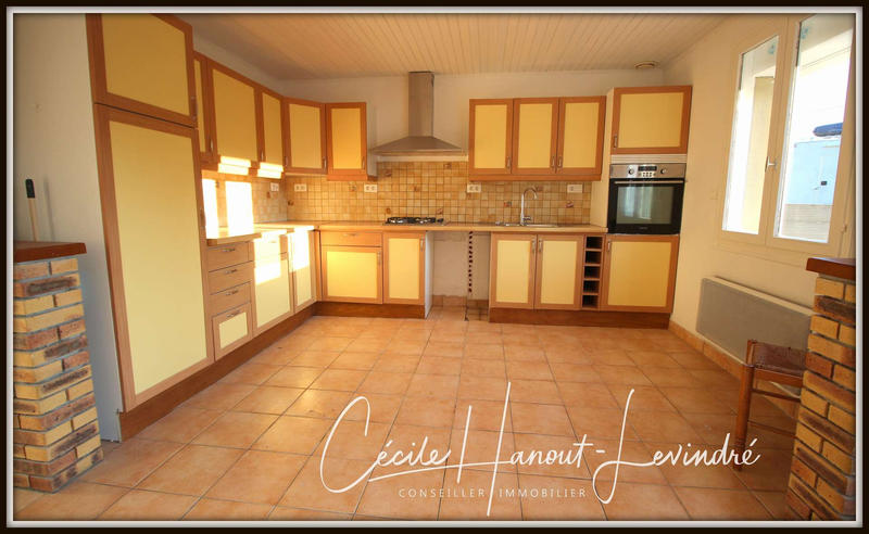 Maison - 92 m² - 6 pièces