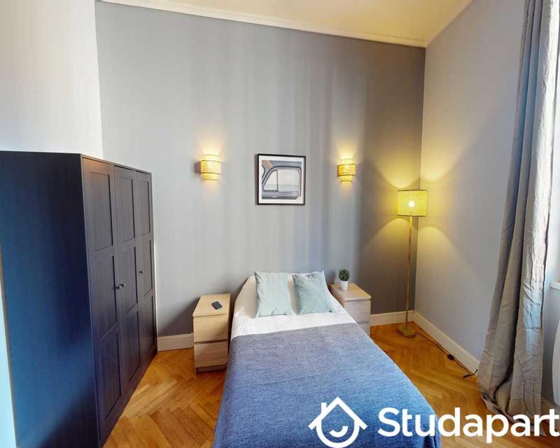Chambre - 90 m² - 1 pièce