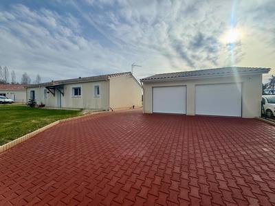 Maison - 100 m² - 4 pièces