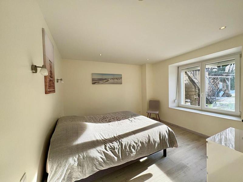 Maison - 233 m² - 8 pièces