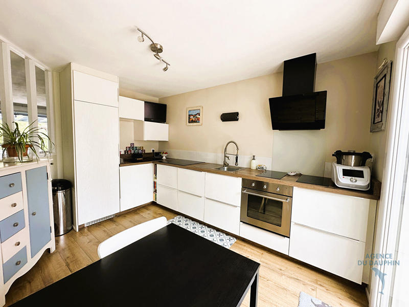 Maison - 104 m² - 4 pièces