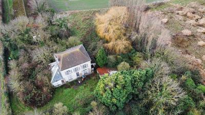 Maison - 128 m² - 5 pièces