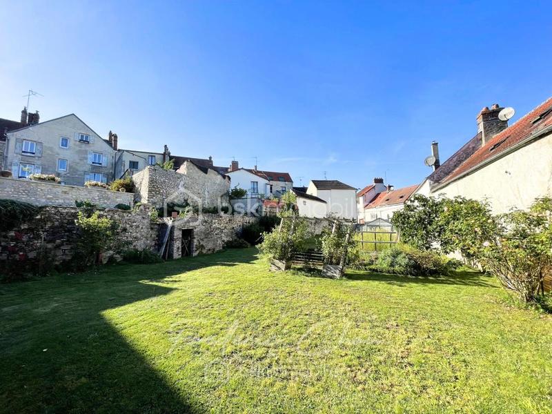 Maison de village - 218 m² - 7 pièces