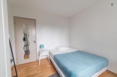 Chambre - 12 m² - 4 pièces