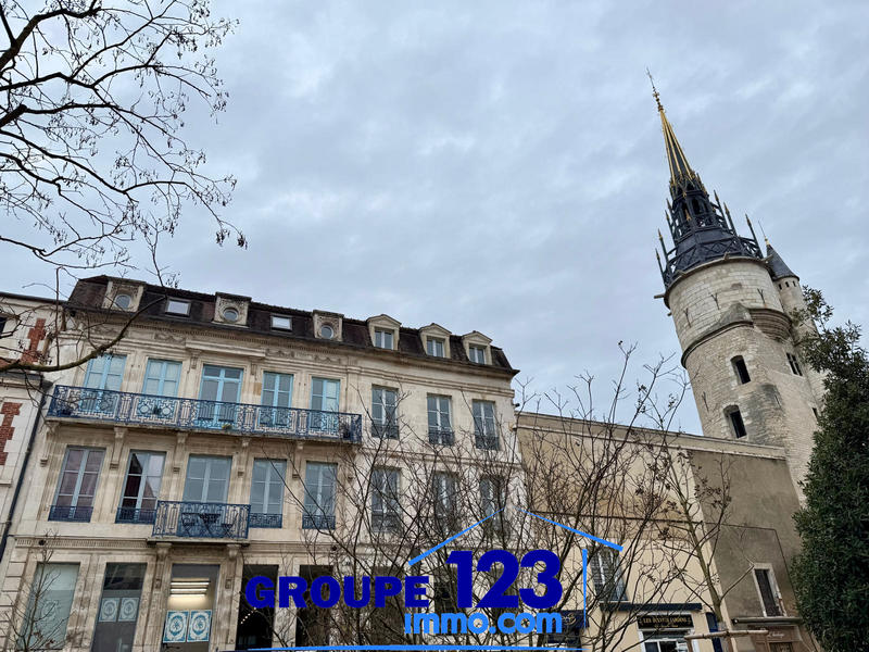 Appartement - 109 m² - 4 pièces