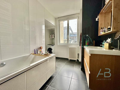 Appartement - 118 m² - 4 pièces