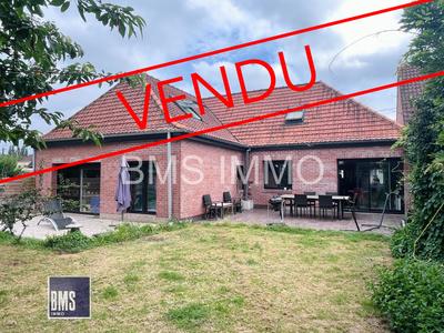 Maison - 160 m² - 8 pièces