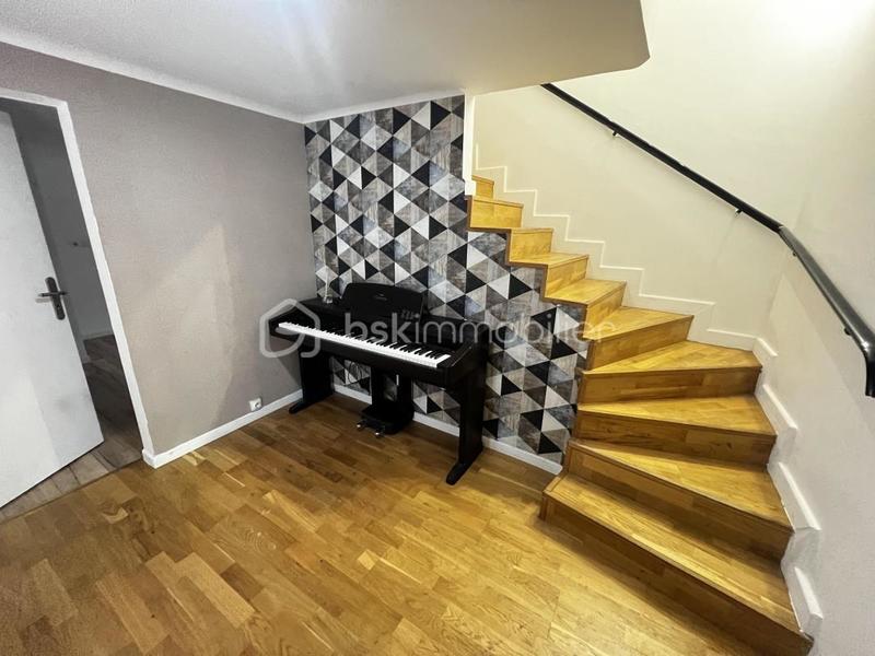 Maison - 155 m² - 7 pièces