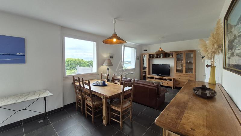 Maison - 88 m² - 6 pièces