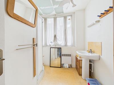 Immeuble - 177 m² - 7 pièces