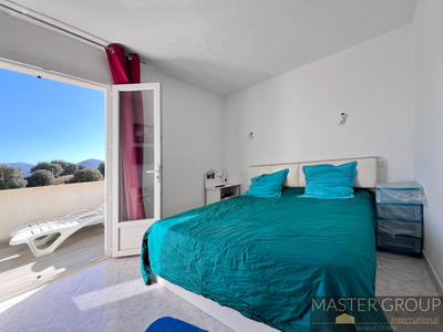 Maison - 178 m² - 6 pièces