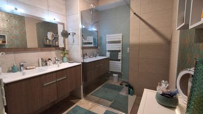 Appartement - 97 m² - 4 pièces