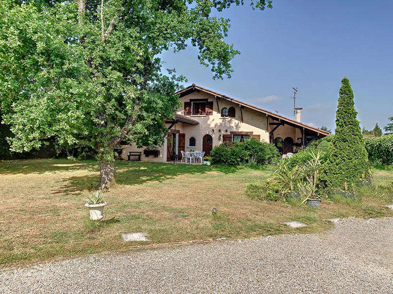 Maison - 172 m² - 6 pièces